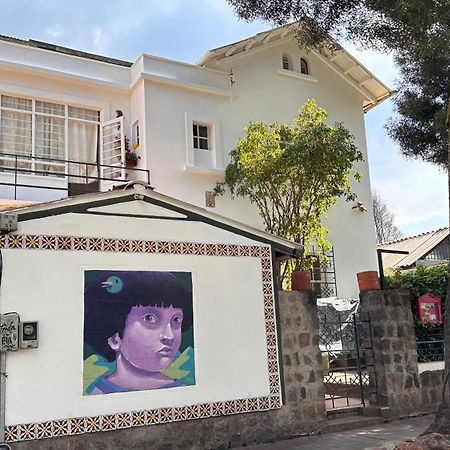 Campus Residencias Bed & Breakfast Quito Dış mekan fotoğraf
