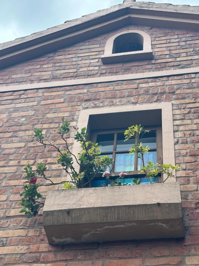 Campus Residencias Bed & Breakfast Quito Dış mekan fotoğraf